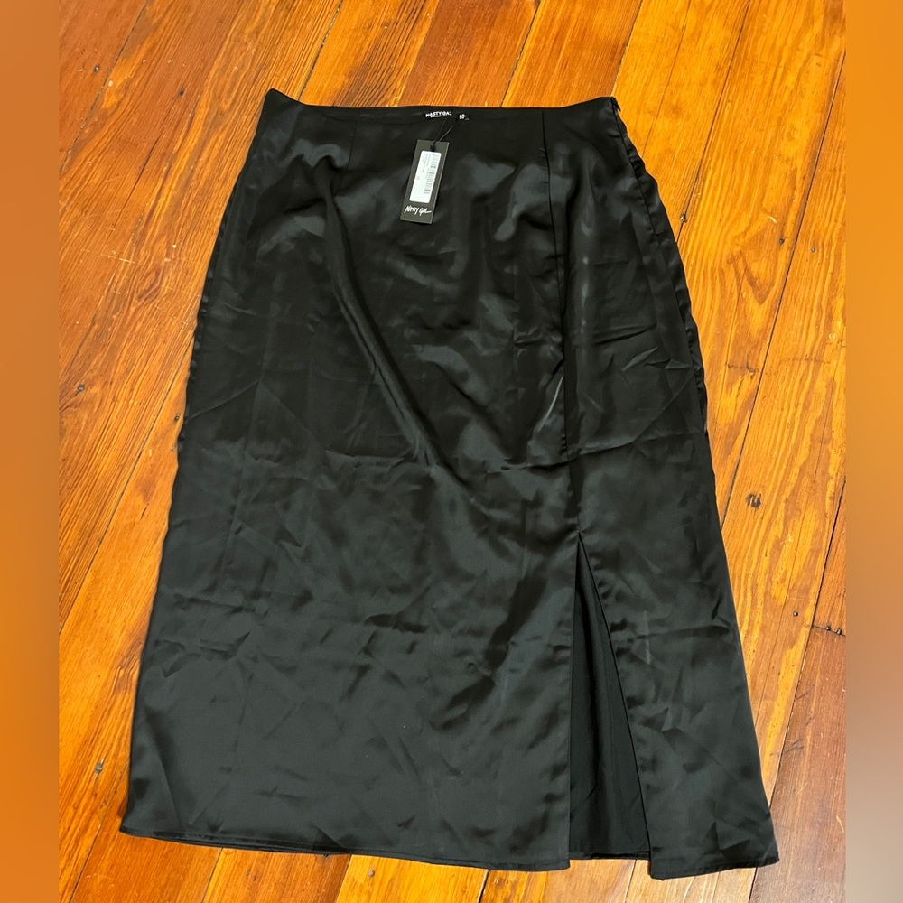 Nasty Gal Black Long Satin Skirt w/ Leg Slit Plus Size US 12 NWT